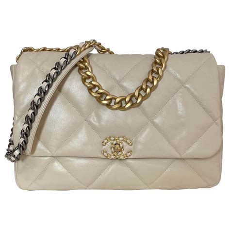 borsa moschino chanel beige|Beige Chanel Bags .